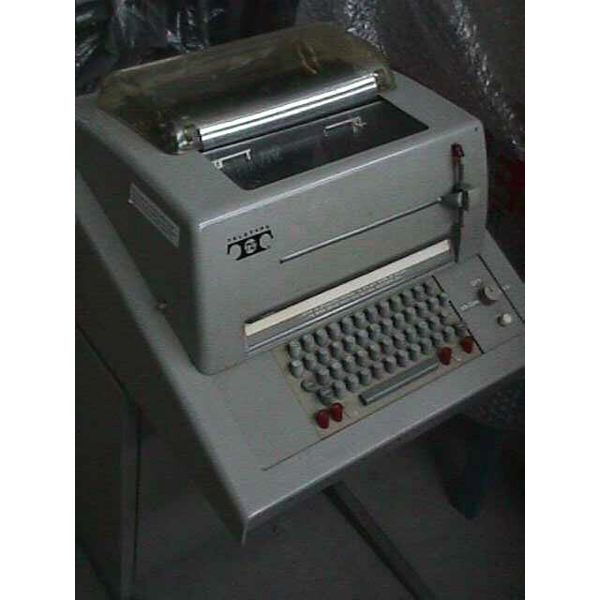 Teletype KSR 35